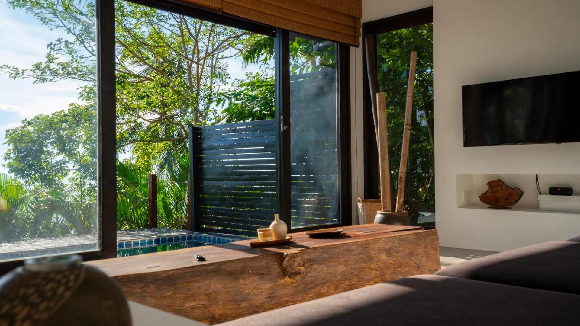 Lunar Villas Koh Tao - Luxury Private Pool Villas