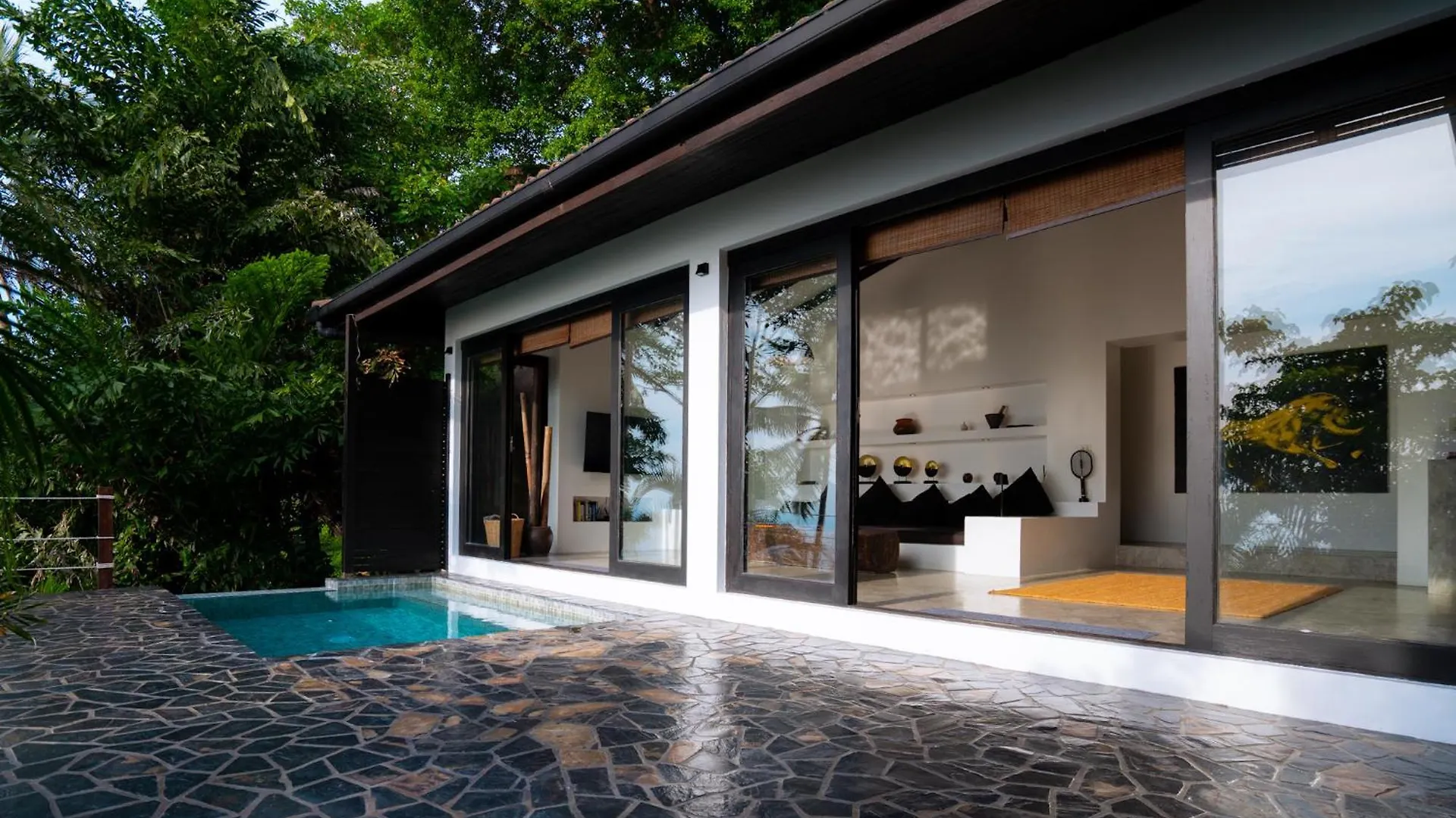Lunar Villas Koh Tao - Luxury Private Pool Villas