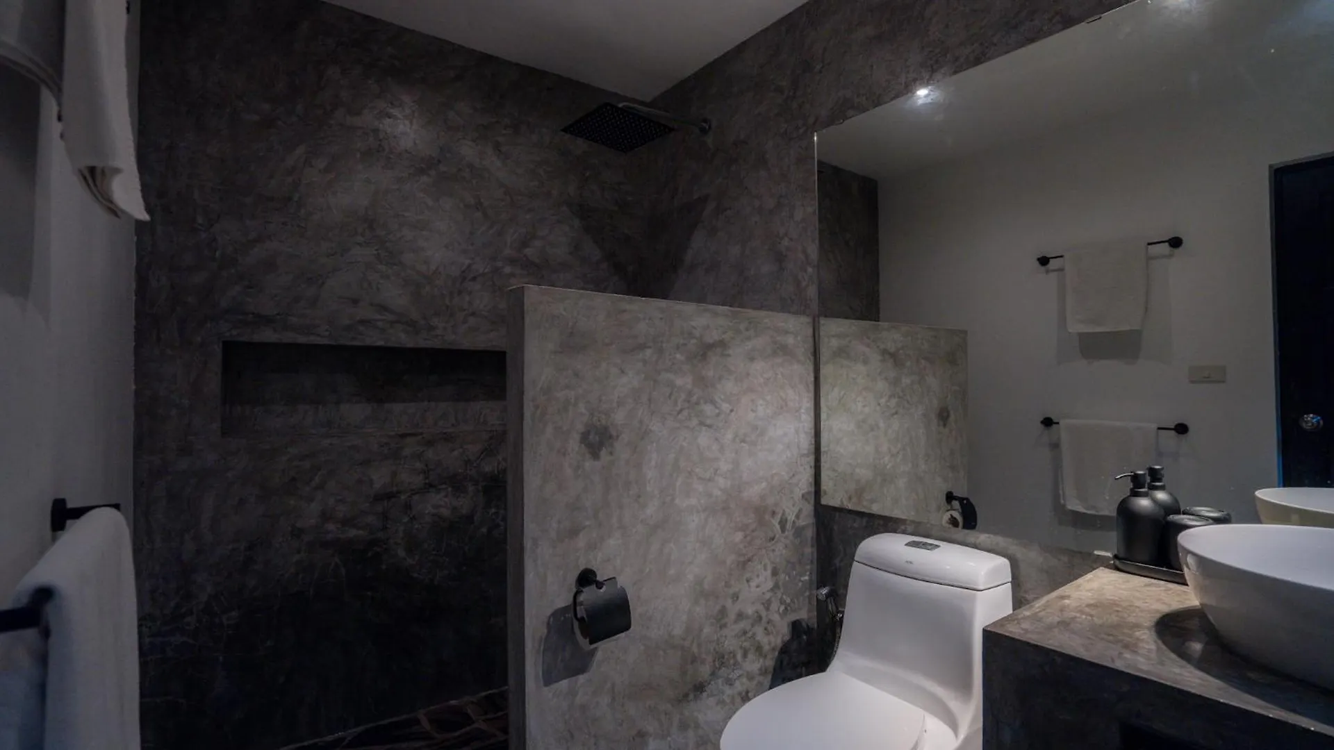 Lunar Villas Koh Tao - Luxury Private Pool Villas Ταϊλάνδη