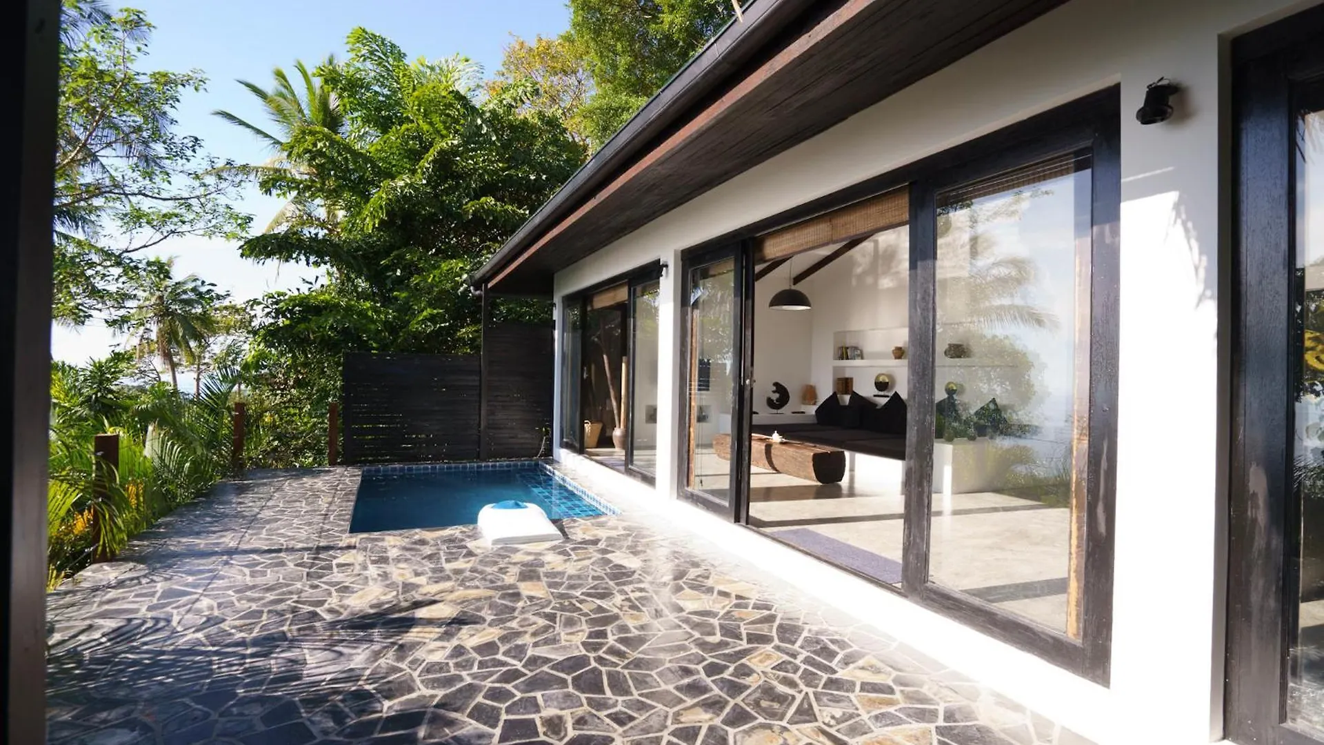 Lunar Villas Koh Tao - Luxury Private Pool Villas